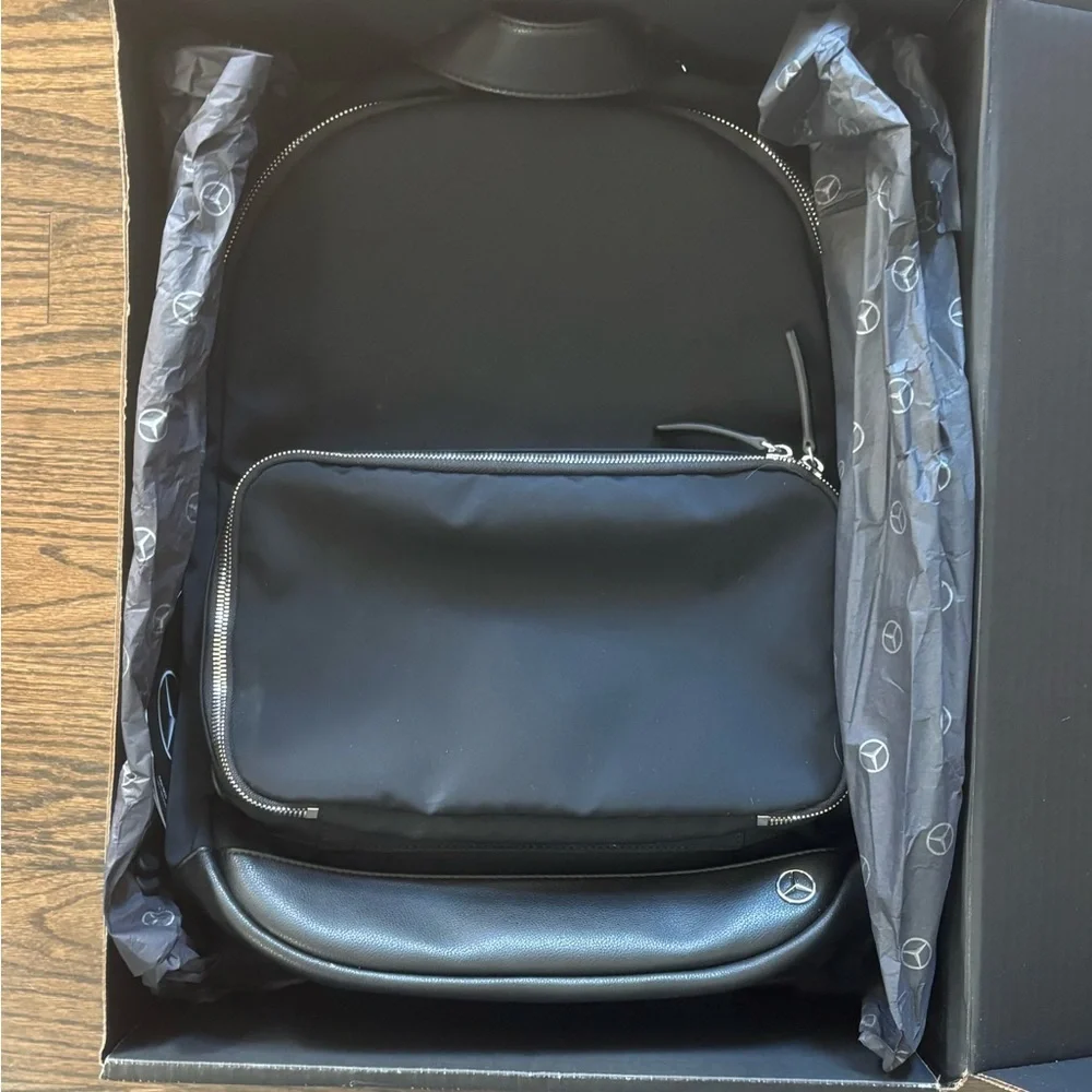 Luxury Black Backpack for Men - Picture 7 of 11